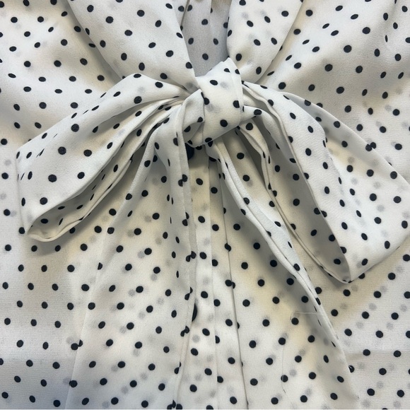 Jones New York White Black Sleeveless Polka Dot Tied Up Collar Blouse Top XL - Picture 8 of 11